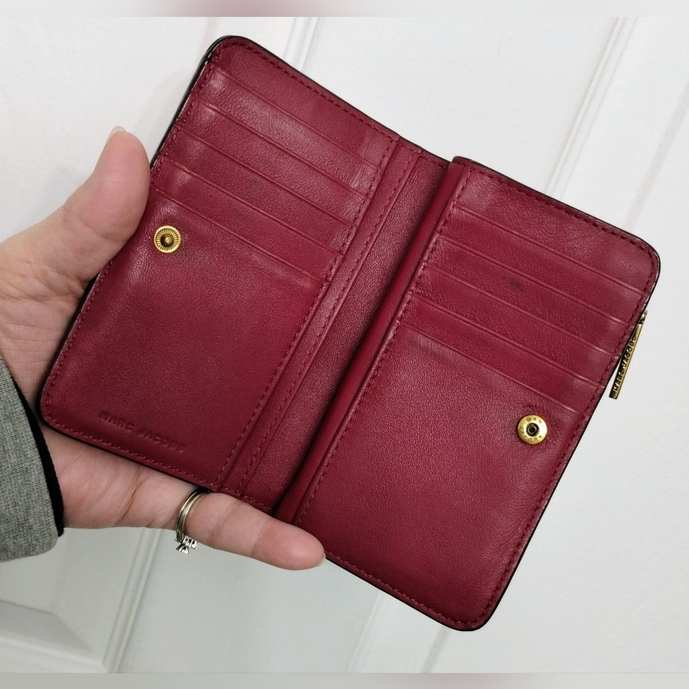 Marc Jacobs Wallet Limited Edition "Hot Lips" Valentine Collection - Picture 13 of 16